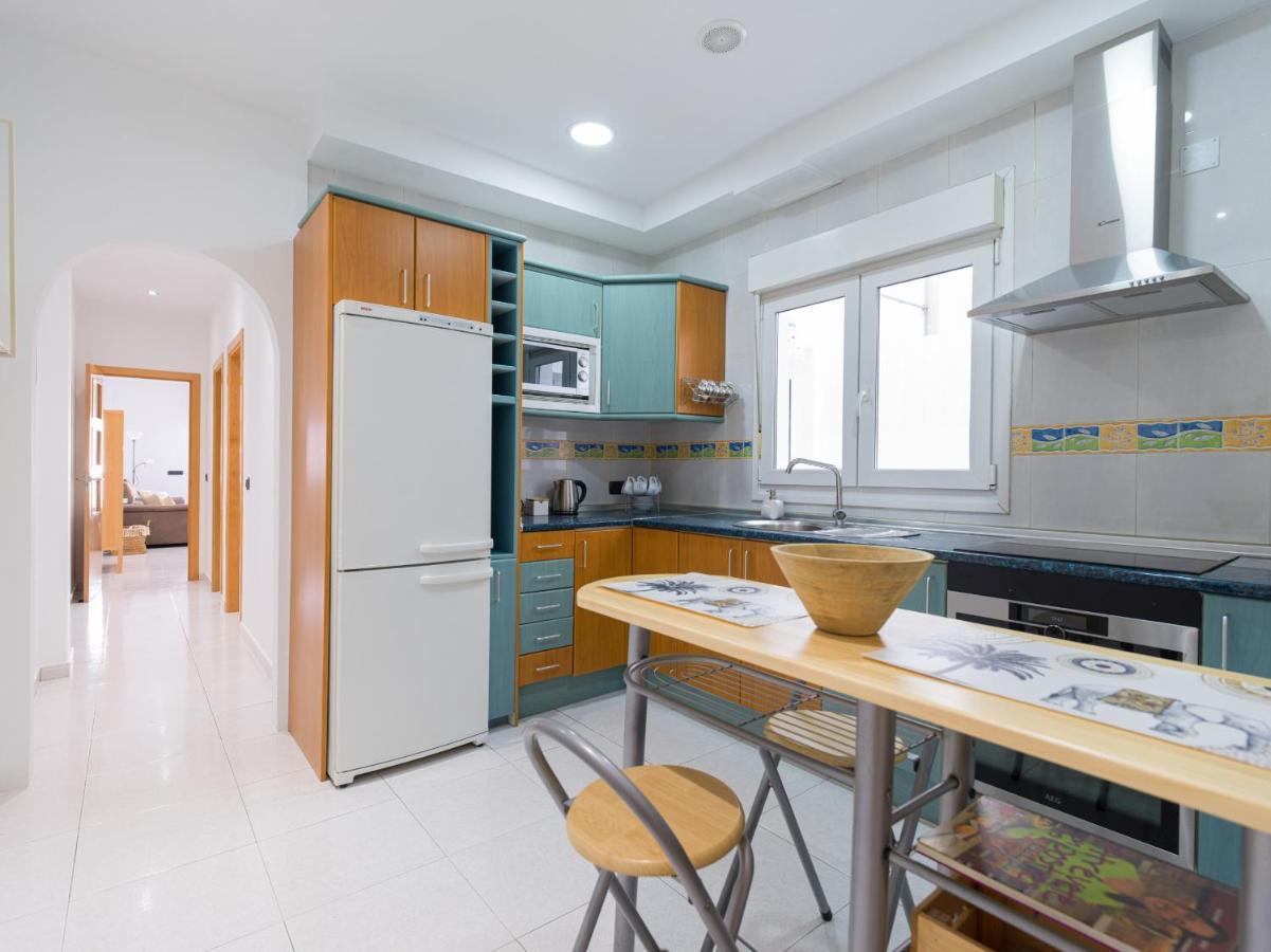 Homeforguest Modern Apartment In The Centre Of Puerto Del Rosario Puerto del Rosario  Esterno foto